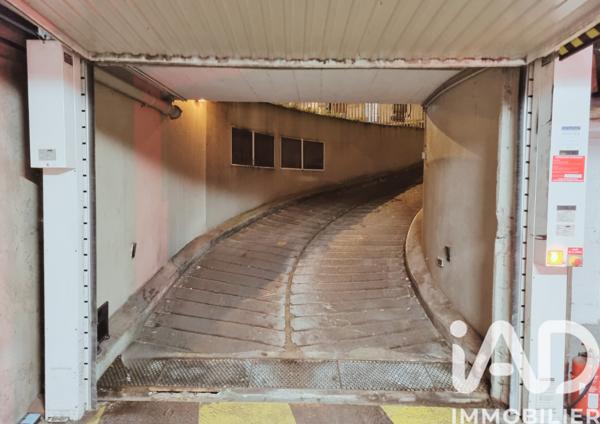 Parking à vendre 12 m² Paris 15