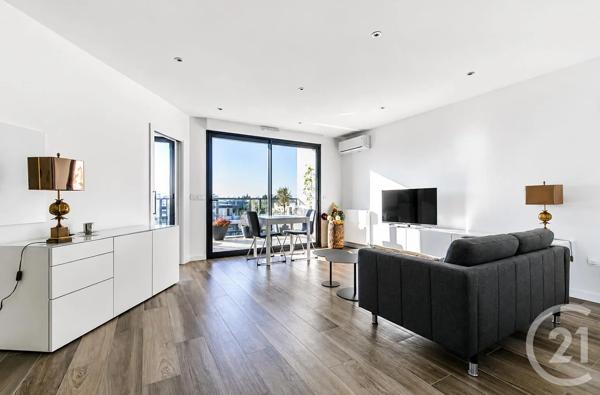 Appartement F3 à vendre  3 pièces - 66,80 m 2   ST MAUR DES FOSSES  - 94