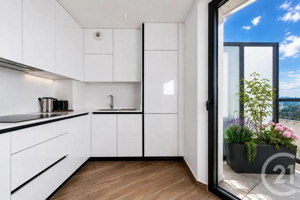 Appartement F3 à vendre  3 pièces - 66,80 m 2   ST MAUR DES FOSSES  - 94