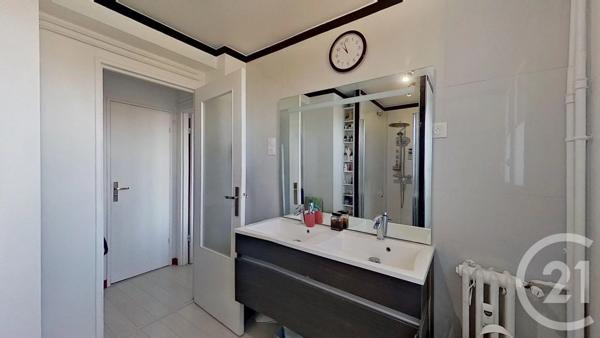 Appartement F2 à vendre  2 pièces - 47,40 m 2   FONTENAY SOUS BOIS  - 94