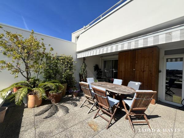 Bordeaux St-Seurin - Appartement avec terrasse dans résidence sénior