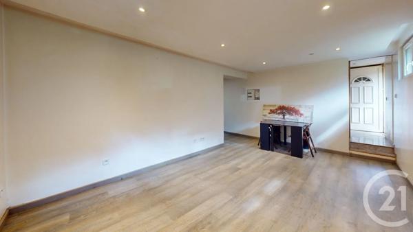 Appartement F2 à vendre  2 pièces - 52,65 m 2   IVRY SUR SEINE  - 94