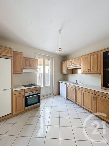 Appartement F4 à vendre  4 pièces - 129,60 m2 CLERMONT FERRAND - 63