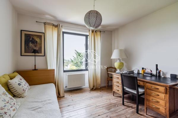 VENTE d’une Maison de famille 7 pièces (271,65 m²) à LIMONEST