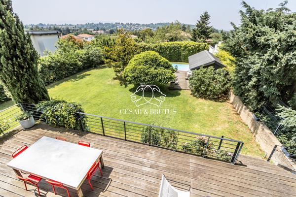 VENTE d’une Maison de famille 7 pièces (271,65 m²) à LIMONEST