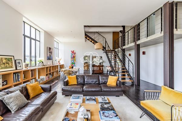 VENTE d’une Maison de famille 7 pièces (271,65 m²) à LIMONEST