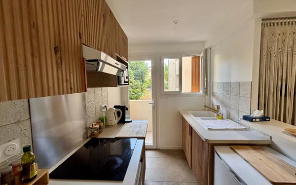 Appartement à vendre    3 pièces • 50 m2 Toulon