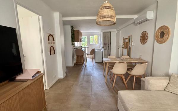 Appartement à vendre    3 pièces • 50 m2 Toulon