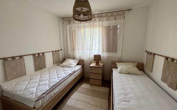 Appartement à vendre    3 pièces • 50 m2 Toulon