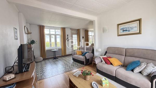 Maison à vendre à Estaires - Réf. estf56