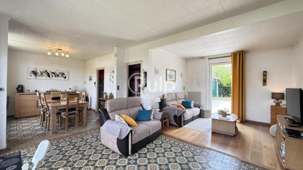 Maison à vendre à Estaires - Réf. estf56