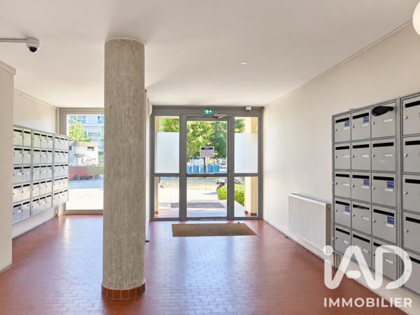 Appartement à vendre 3 pièces 64 m² Colombes