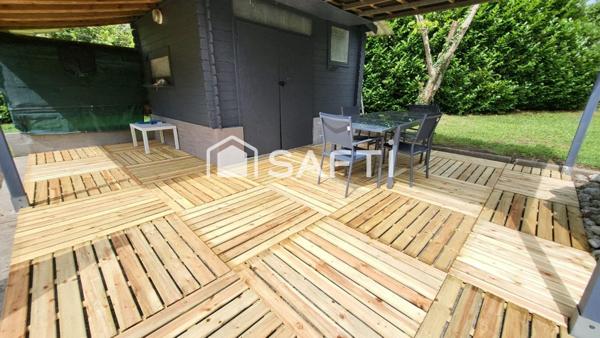 A JOSSE 8 minutes de St Vincent de Tyrosse ensemble immobilier composé de 2 maisons et d un appartement