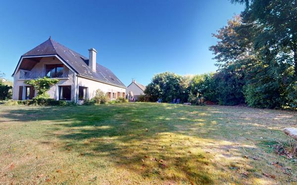 Maison à vendre    6 pièces •  Quettehou