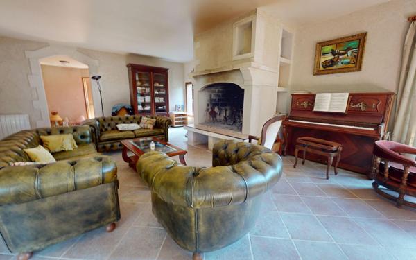 Maison à vendre    6 pièces •  Quettehou