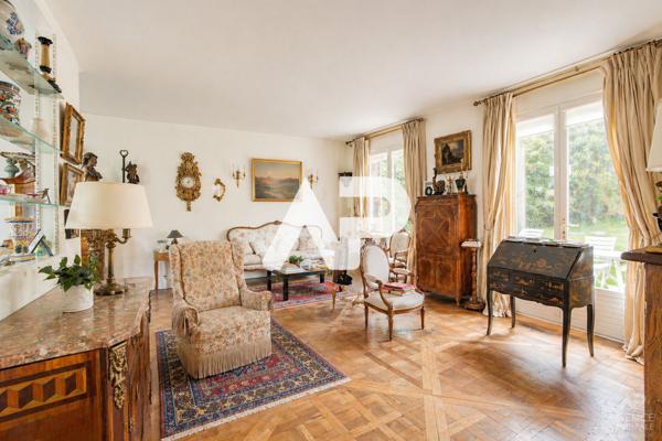 Maison La Celle Saint Cloud 5 pièce(s) 130 m2 €850 000 ** - Référence 19796