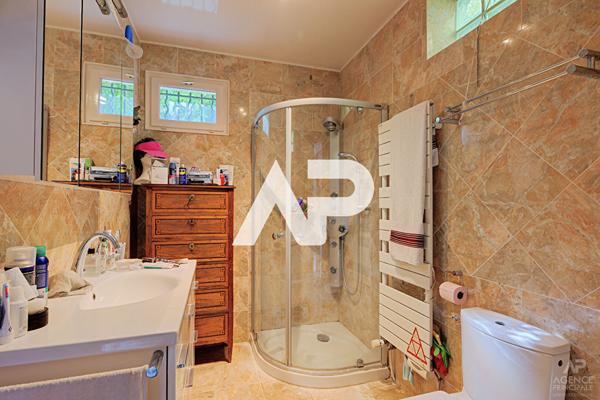 Maison La Celle Saint Cloud 5 pièce(s) 130 m2 €850 000 ** - Référence 19796