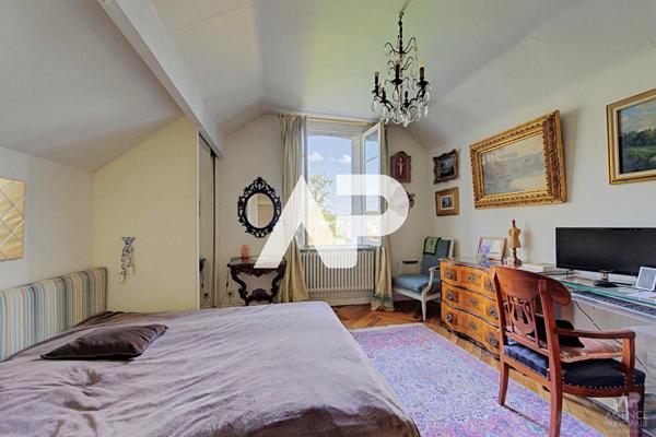 Maison La Celle Saint Cloud 5 pièce(s) 130 m2 €850 000 ** - Référence 19796