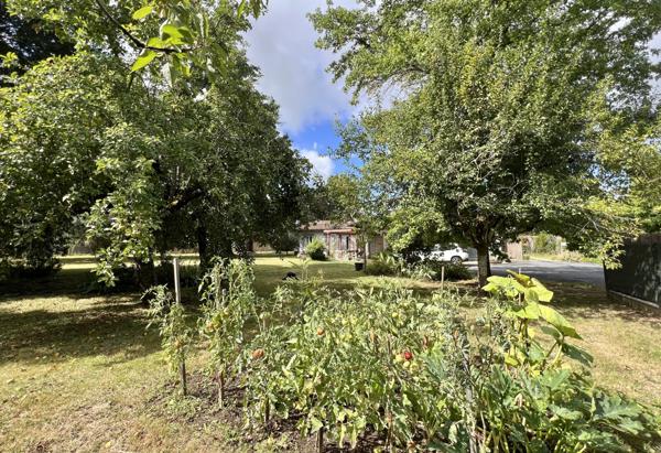 Neuvic (24190) Maison familiale de plain-pied avec grand jardin