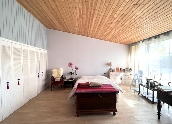 Neuvic (24190) Maison familiale de plain-pied avec grand jardin