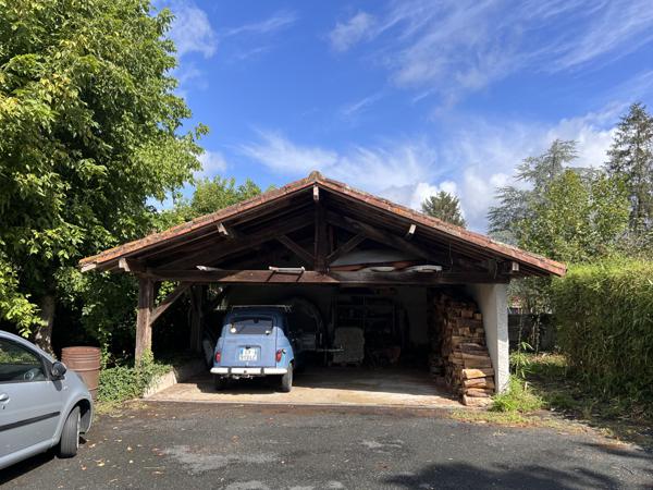 Neuvic (24190) Maison familiale de plain-pied avec grand jardin