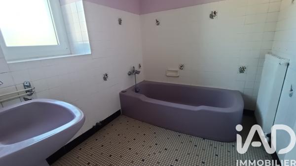 Maison à vendre 6 pièces 131 m² Doué-en-Anjou