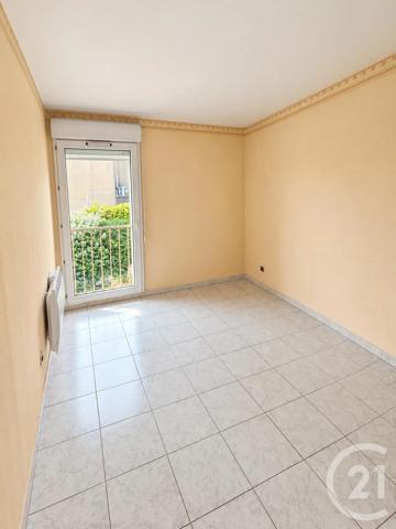 Appartement à vendre  3 pièces - 60,77 m 2   MARTIGUES  - 13