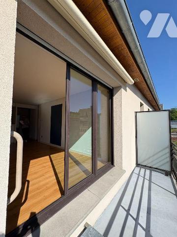 Appartement situé au premier étage d'une résidence récente, à proximité immédiate des commerces...