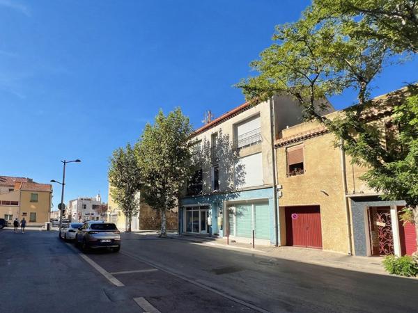 EXCLUSIVITE - PORT LA NOUVELLE - Appartement lumineux T2 de 37m2 rénové au coeur du village - DPE C