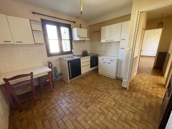 SAINT-LYPHARD – Maison 2 chambres avec terrain de 560 m² et dépendance