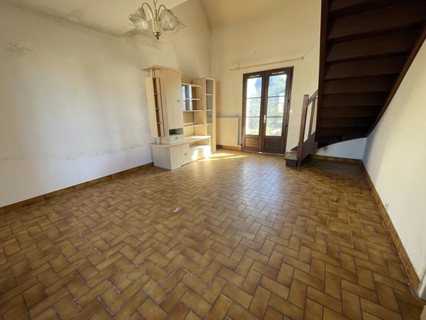SAINT-LYPHARD – Maison 2 chambres avec terrain de 560 m² et dépendance