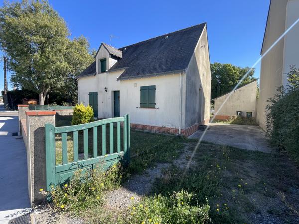 SAINT-LYPHARD – Maison 2 chambres avec terrain de 560 m² et dépendance