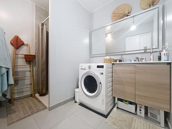 Gardanne - Appartement T3 de 60 m² - Double Box