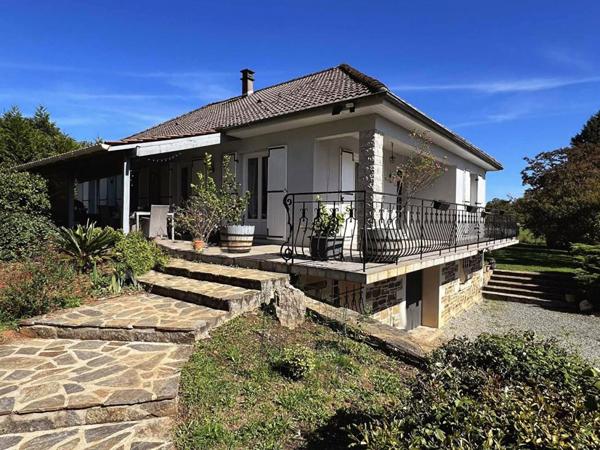 Maison Thiviers 5 pièce(s) 115 m2