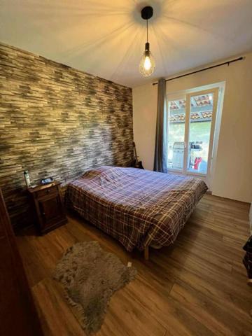 Maison Thiviers 5 pièce(s) 115 m2