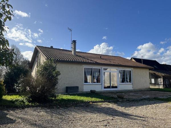 Maison à vendre |  Saint-Pierre-d'Eyraud |  6 pièces | 145 m²