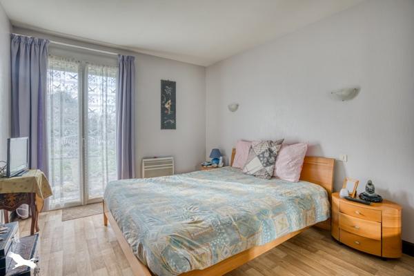 Maison à vendre 220 900 € Saint-Pierre-d'Eyraud 6 p 145 m² DPE C