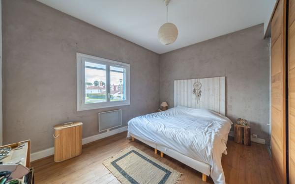 Maison à vendre    3 pièces •  Biscarrosse