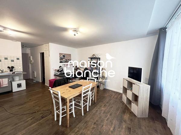 Immeuble de rapport  -  7 pièces -  200 m²