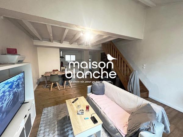 Immeuble de rapport  -  7 pièces -  200 m²