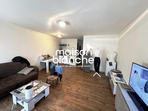 Immeuble de rapport  -  7 pièces -  200 m²