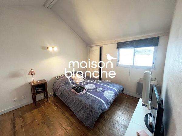 Immeuble de rapport  -  7 pièces -  200 m²