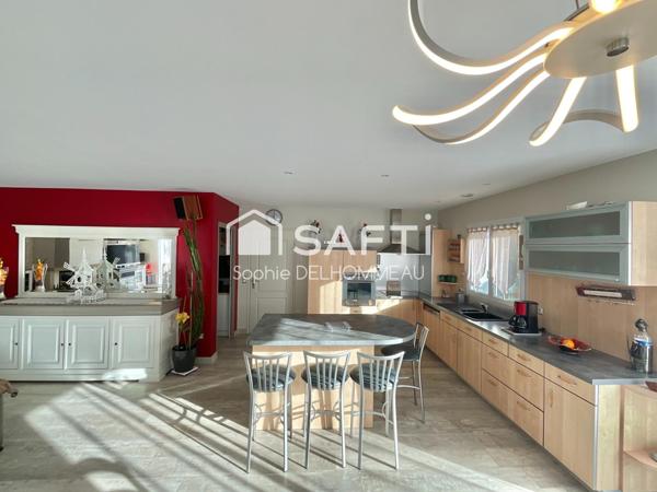 Maison plain-pied 3 chambres terrain clos paysagé