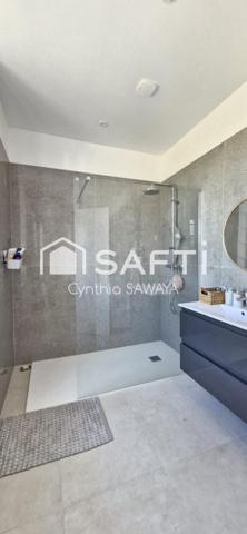 Grande maison lumineuse au coeur de la Teste, avec 2 belles terrasses et piscine chauffée