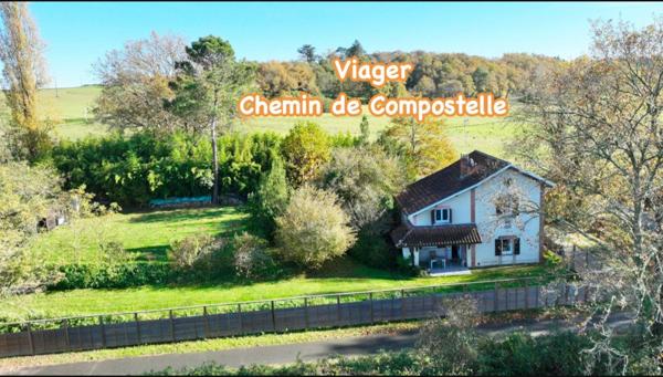 MAISON DE CARACTERE CHEMIN DE SAINT JACQUES DE COMPOSTELLE