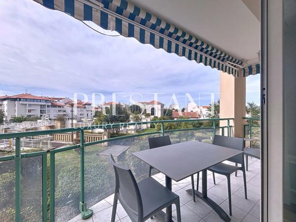 Biarrtiz centre-Appartement, 2 pièces avec terrasse calme et lumineux, BIARRITZ