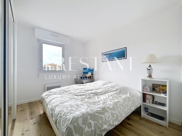 Biarrtiz centre-Appartement, 2 pièces avec terrasse calme et lumineux, BIARRITZ