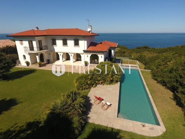 LANTXURDA – MAISON D’EXCEPTION A LOUER AVEC VUE MER PISCINE TENNIS PLAGE A PIED – 15 personnes, SAINT JEAN DE LUZ