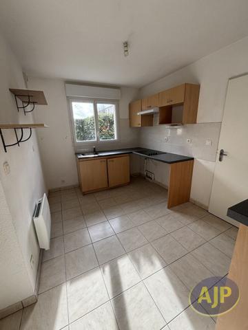 Maison à vendre Challans - 4 pièces, 87m² avec 3 chambre(s) à 203 300€ - AJP Immobilier Challans