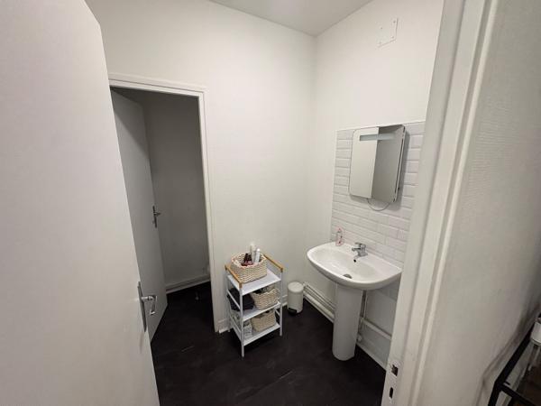 Locaux tertiaires rénovés - 190 m2 à vendre en Hyper Centre proche Place du Martroi